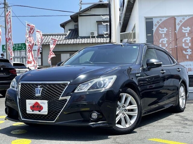 TOYOTA CROWN