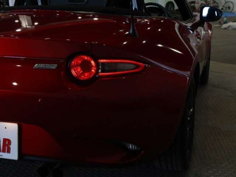 ROADSTER