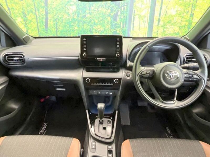 YARIS CROSS