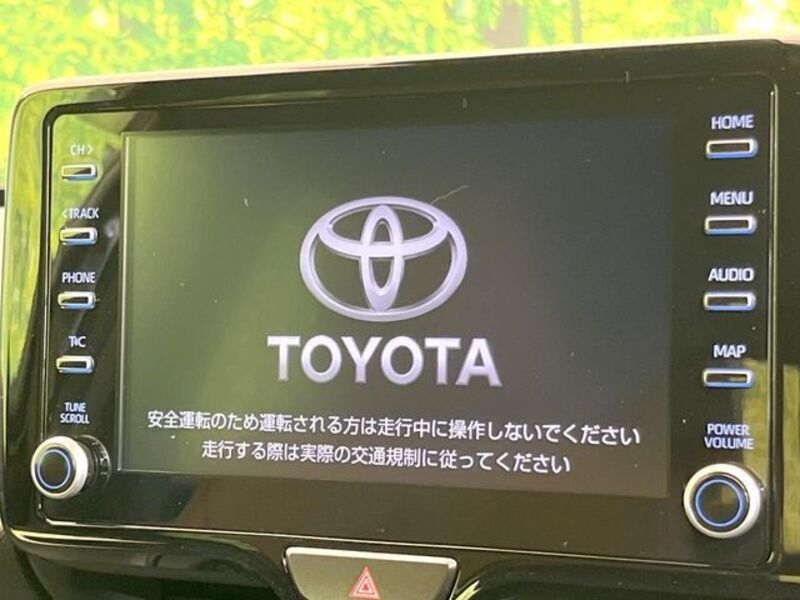 YARIS CROSS