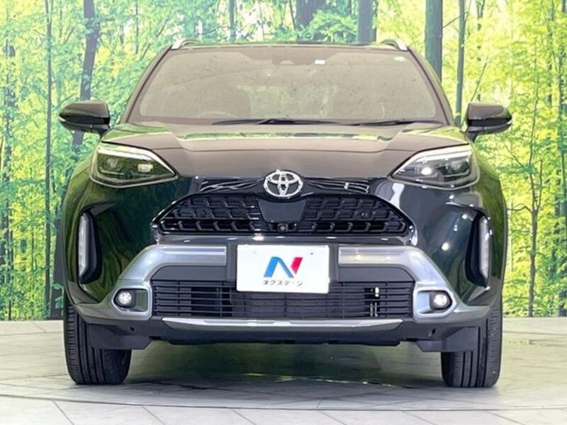 YARIS CROSS