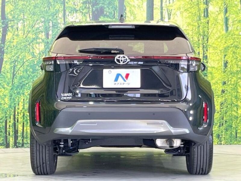 YARIS CROSS