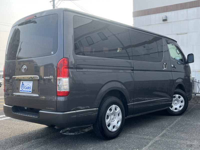 HIACE VAN