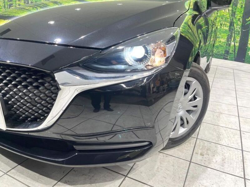 MAZDA2