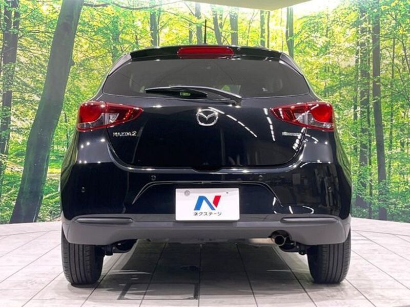 MAZDA2