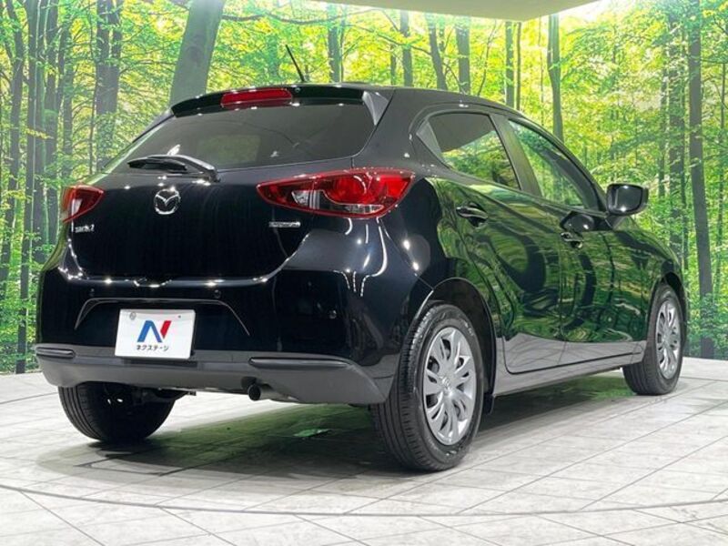 MAZDA2