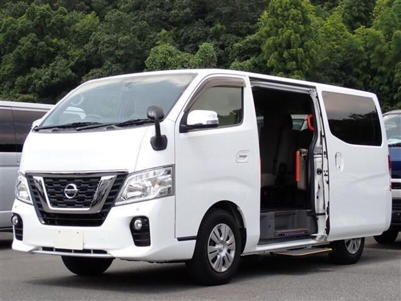 NISSAN NV350 CARAVAN WAGON