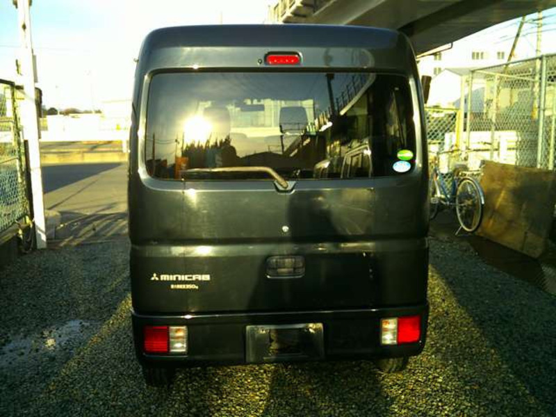 MINICAB VAN