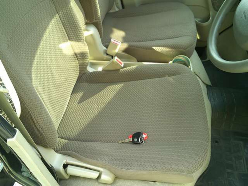 MINICAB VAN