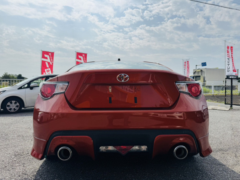 86