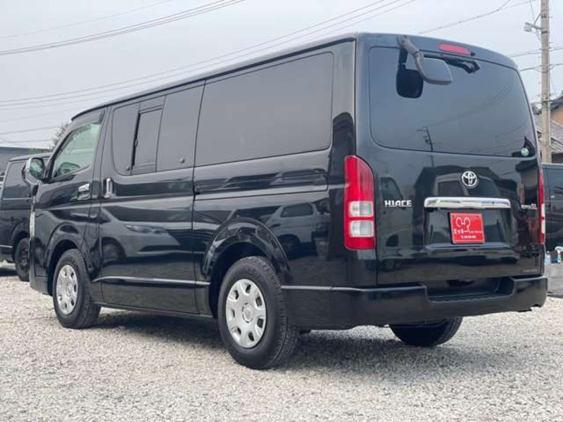 HIACE VAN