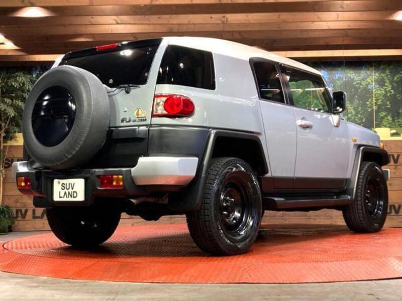FJ CRUISER