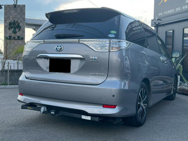 ESTIMA HYBRID