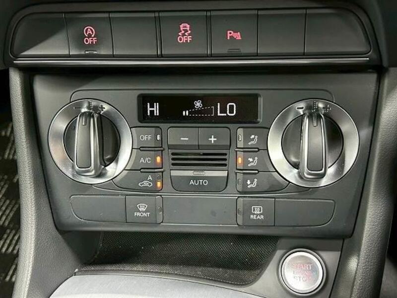 Q3