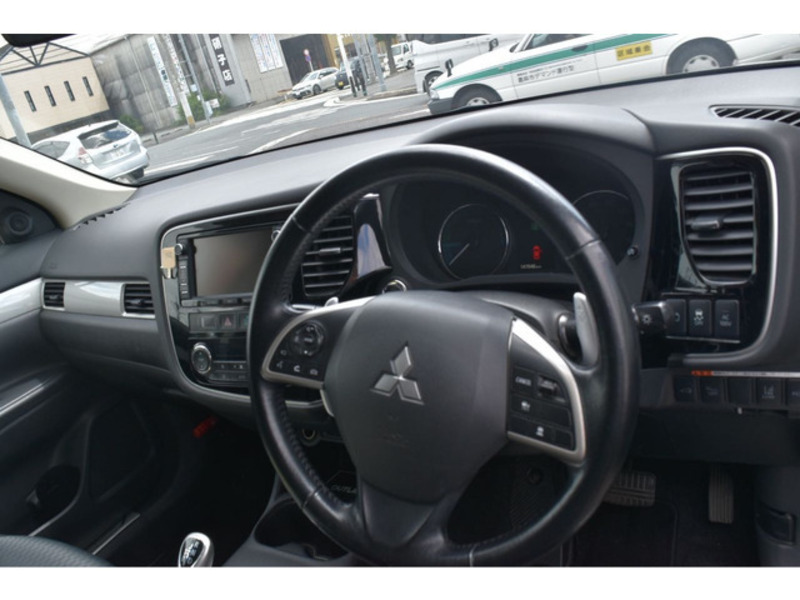 OUTLANDER PHEV