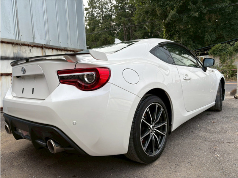 86