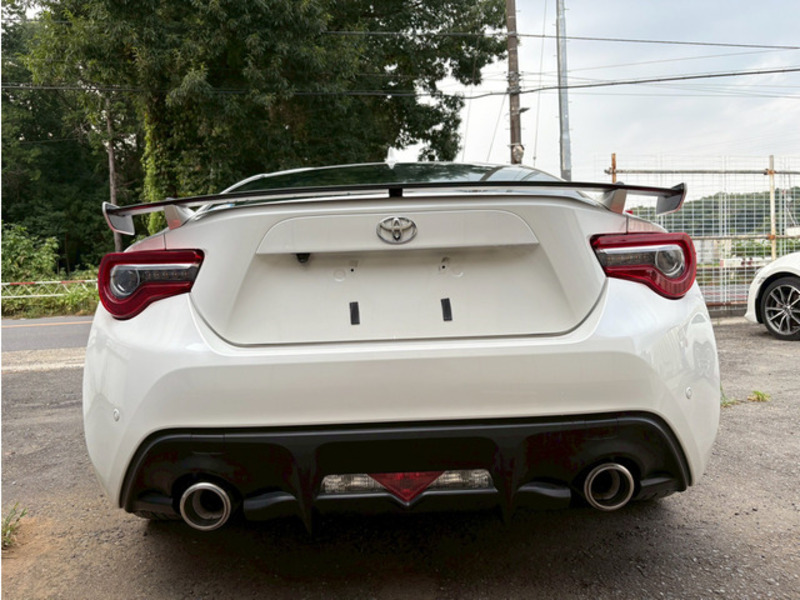 86