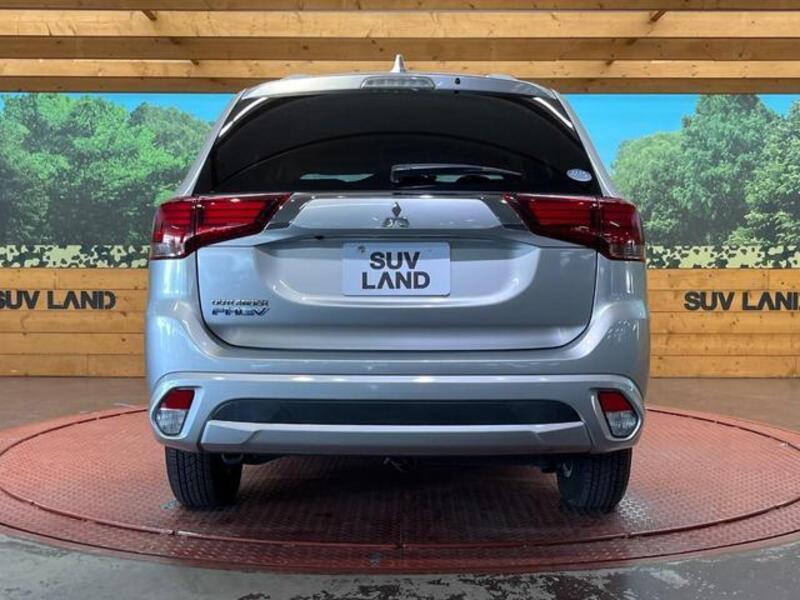 OUTLANDER PHEV