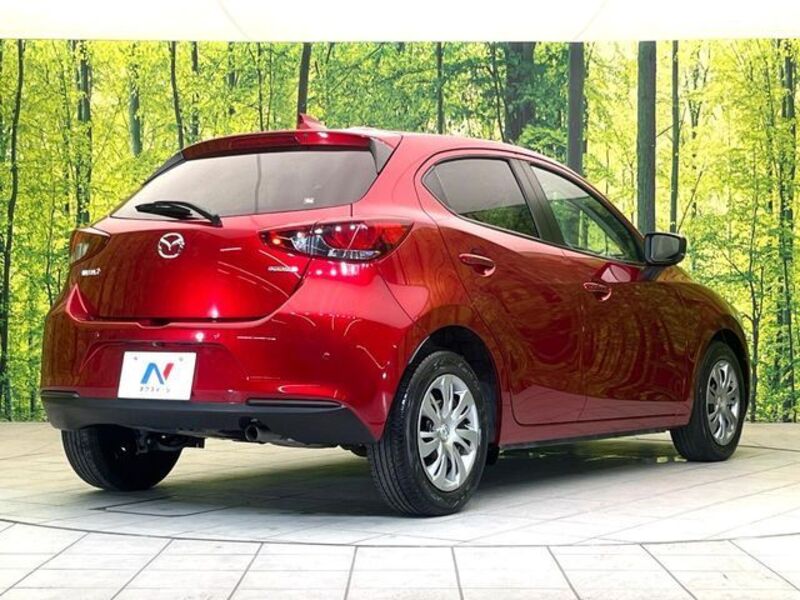 MAZDA2