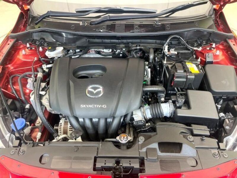 MAZDA2