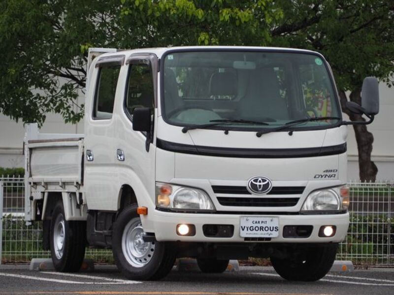 TOYOTA DYNA