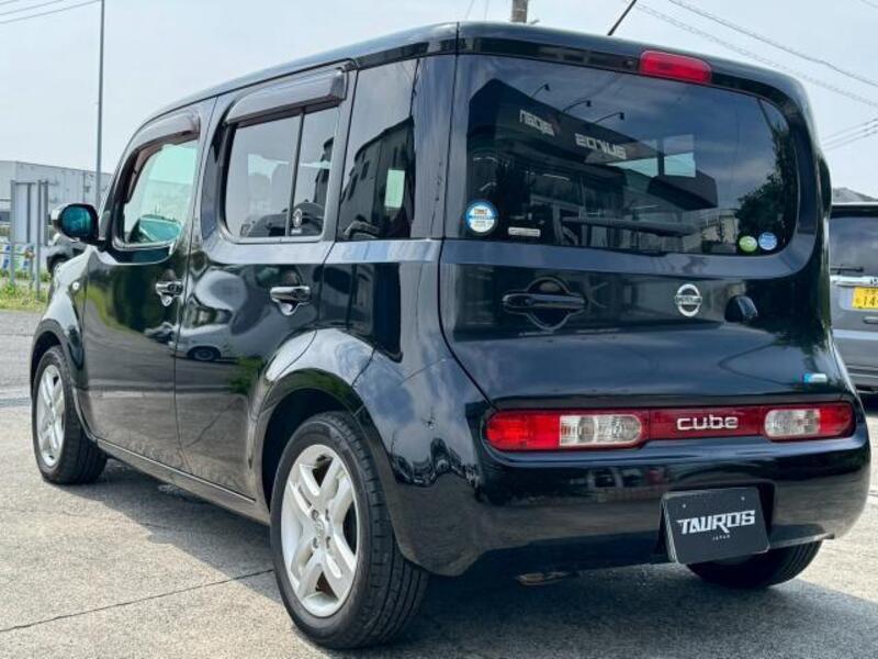 CUBE