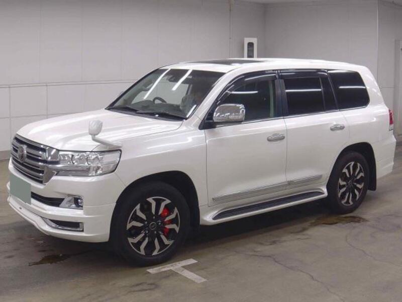 LAND CRUISER