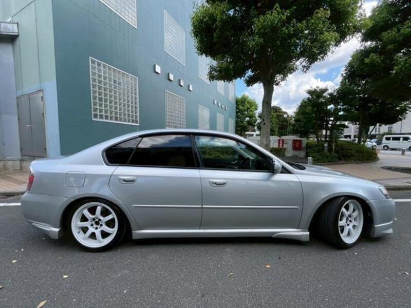 LEGACY B4