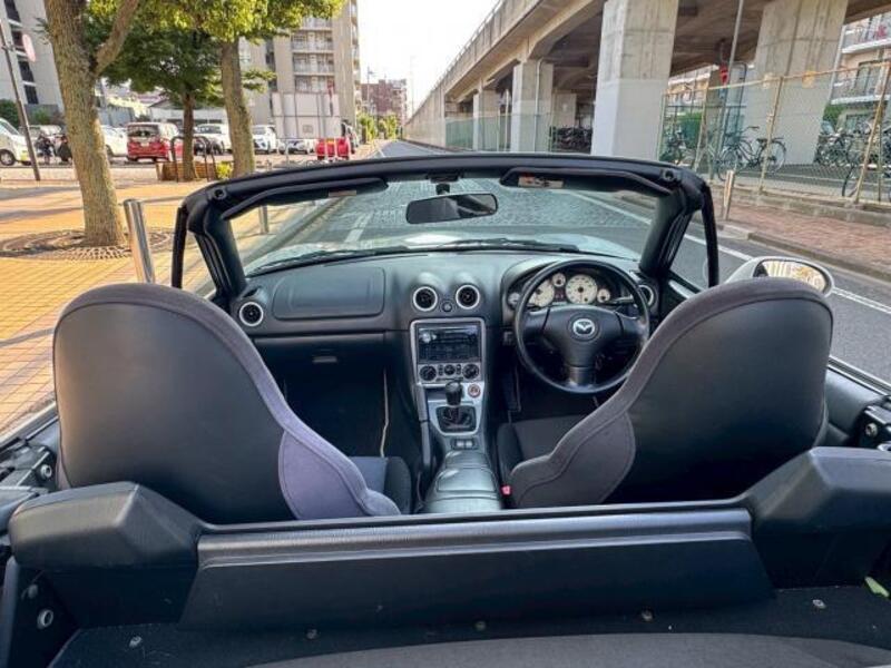 ROADSTER