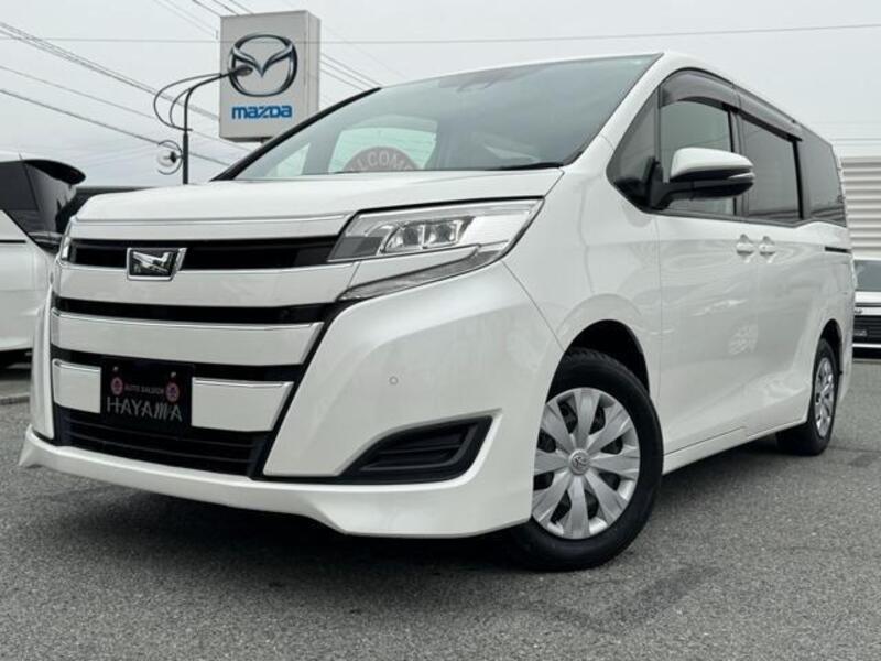 TOYOTA NOAH