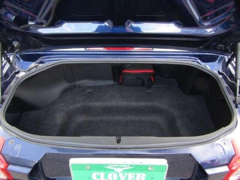 ROADSTER