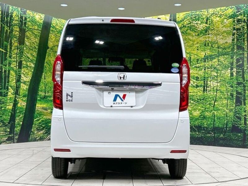 N BOX