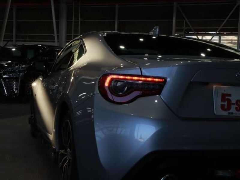 86