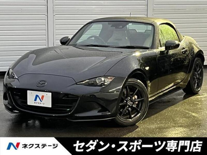 ROADSTER-0