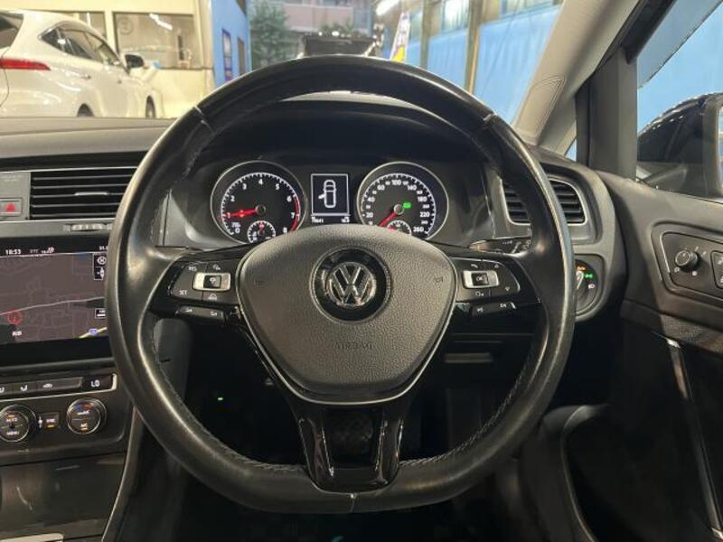 GOLF VARIANT