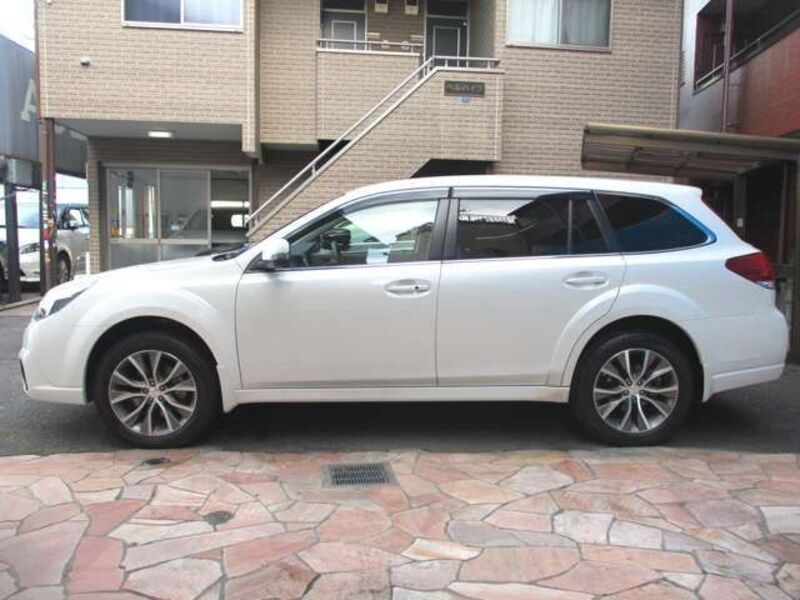 LEGACY OUTBACK
