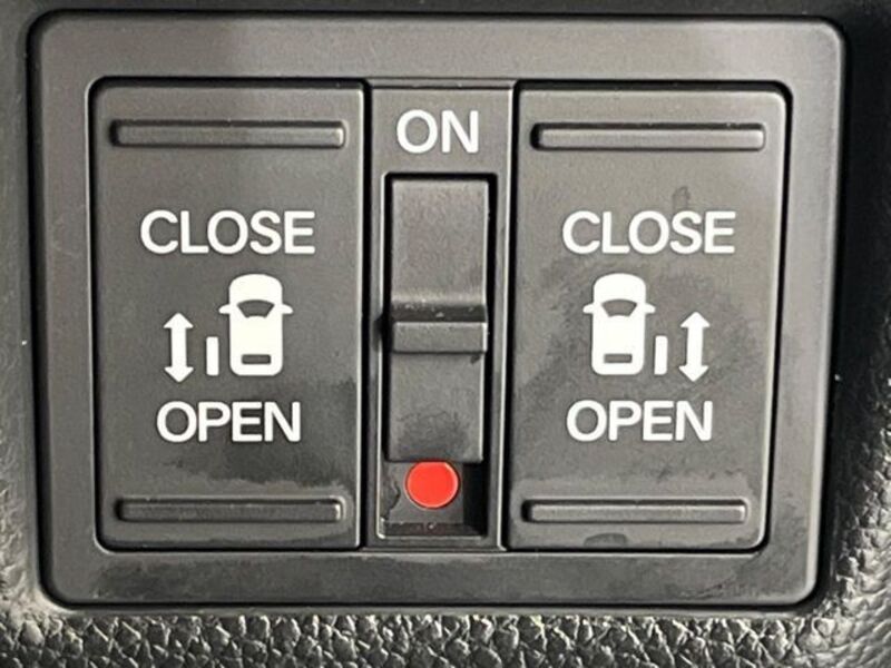 N BOX