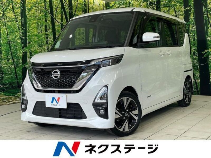 NISSAN ROOX