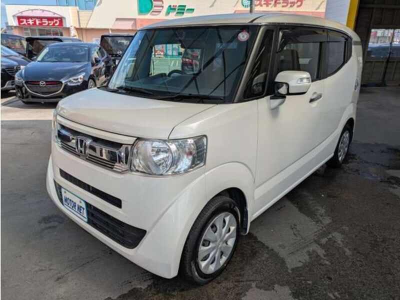 HONDA N BOX SLASH