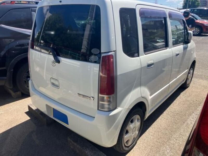 WAGON R