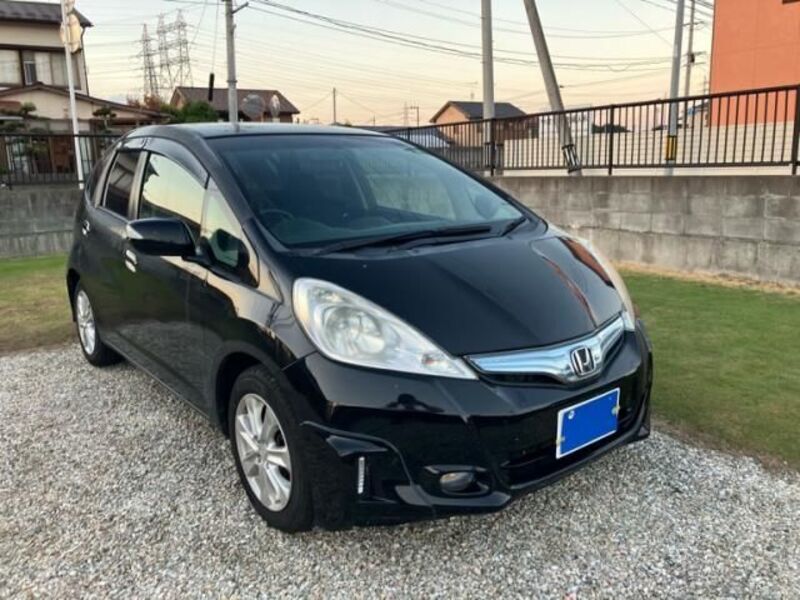 FIT HYBRID