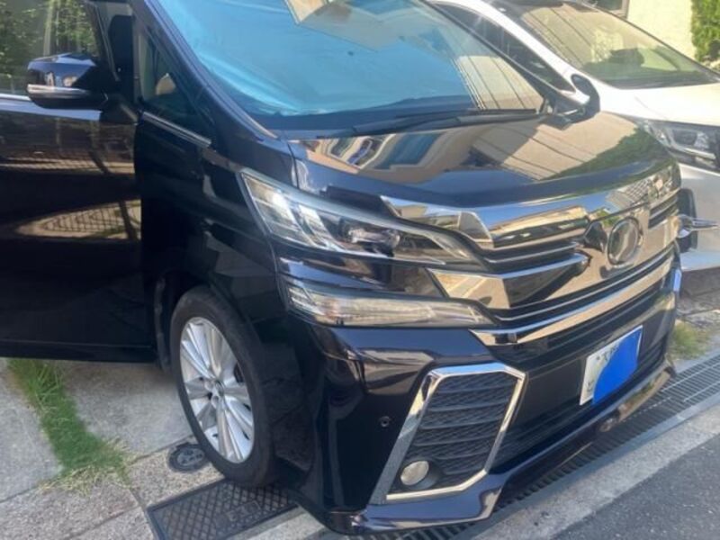 TOYOTA VELLFIRE