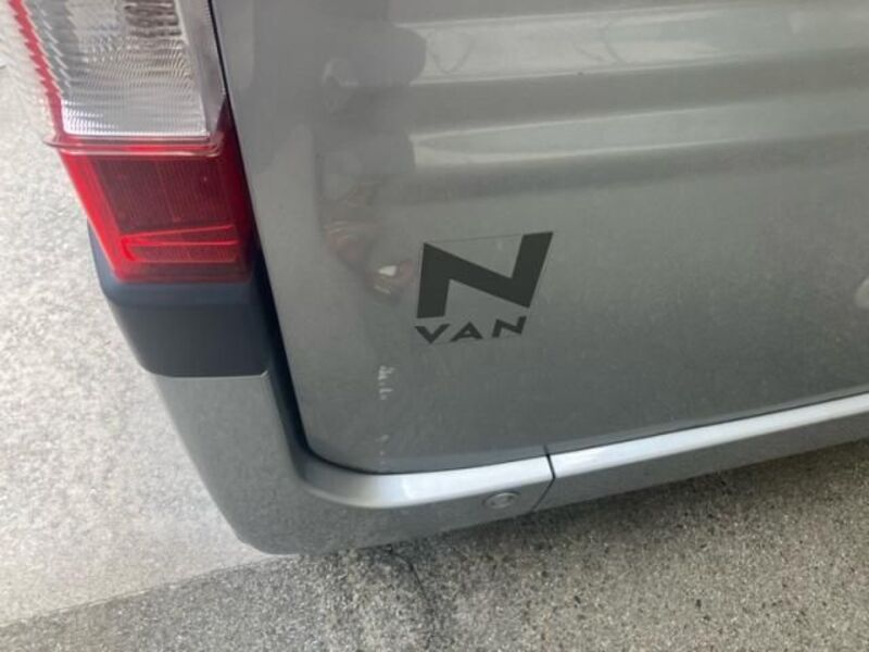 N-VAN