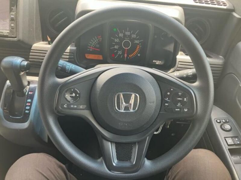 N-VAN