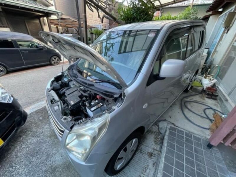 WAGON R