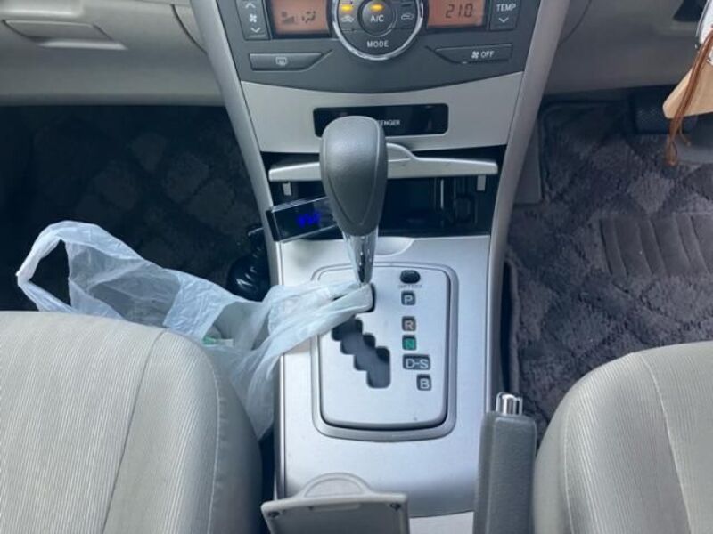 COROLLA AXIO