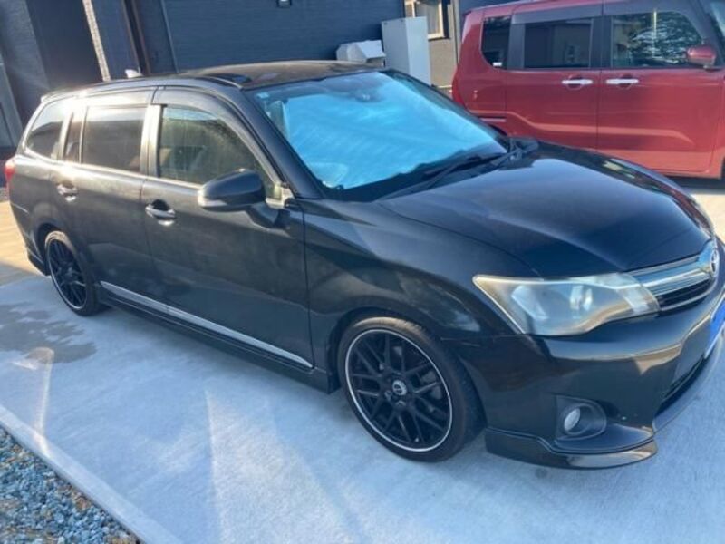 TOYOTA COROLLA FIELDER
