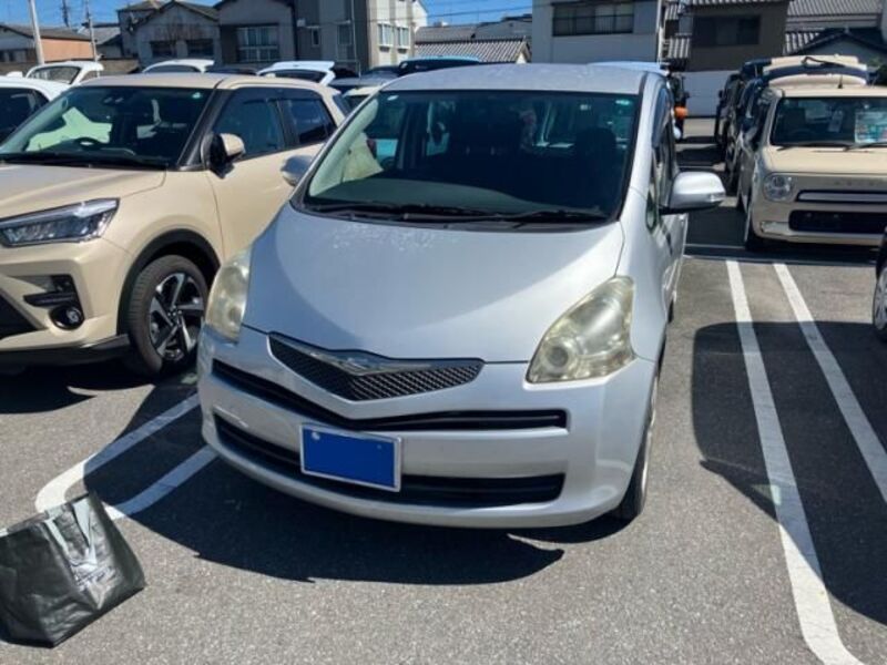 TOYOTA RACTIS