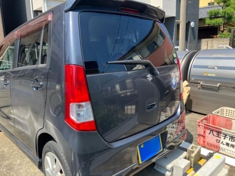 WAGON R