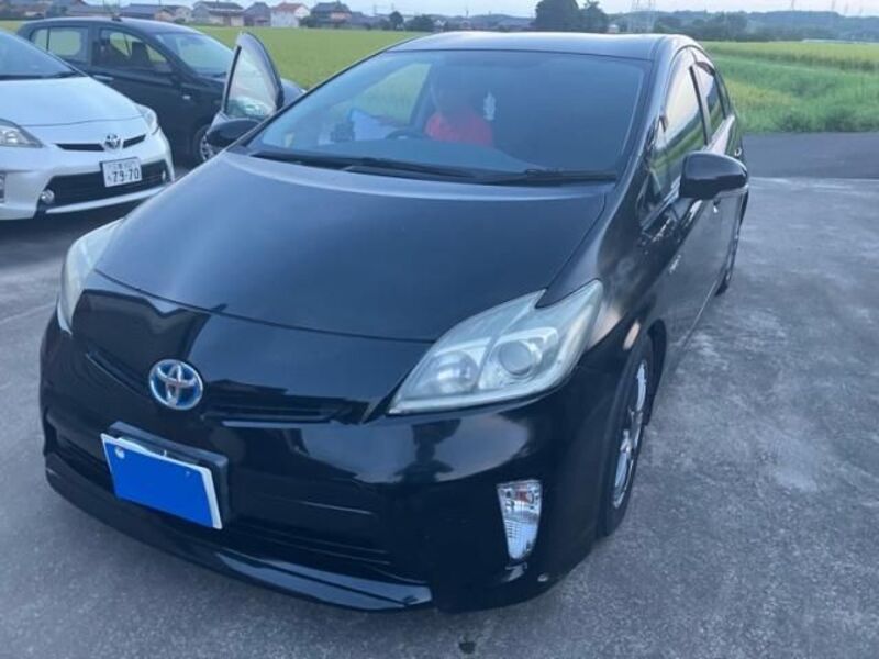 TOYOTA PRIUS